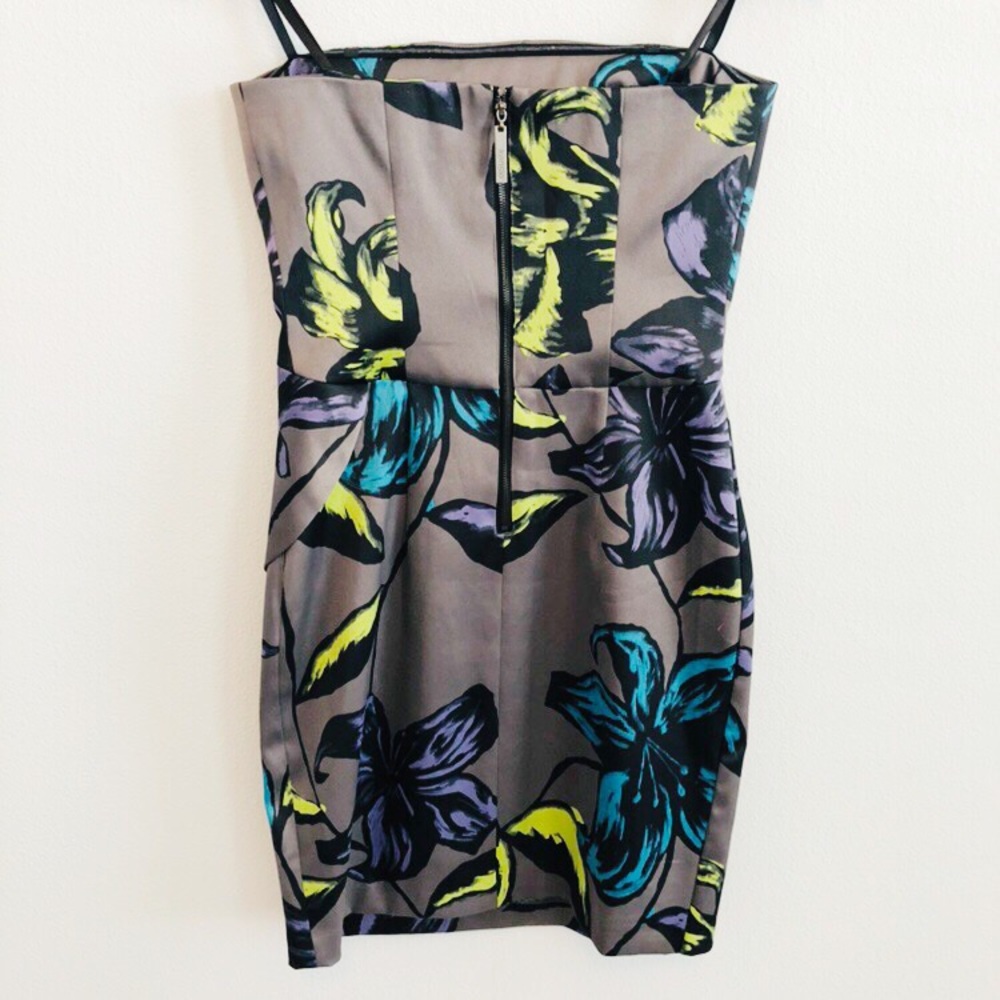 Kensie Floral Gray Strapless Dress | Sz 4 - Picture 5 of 6